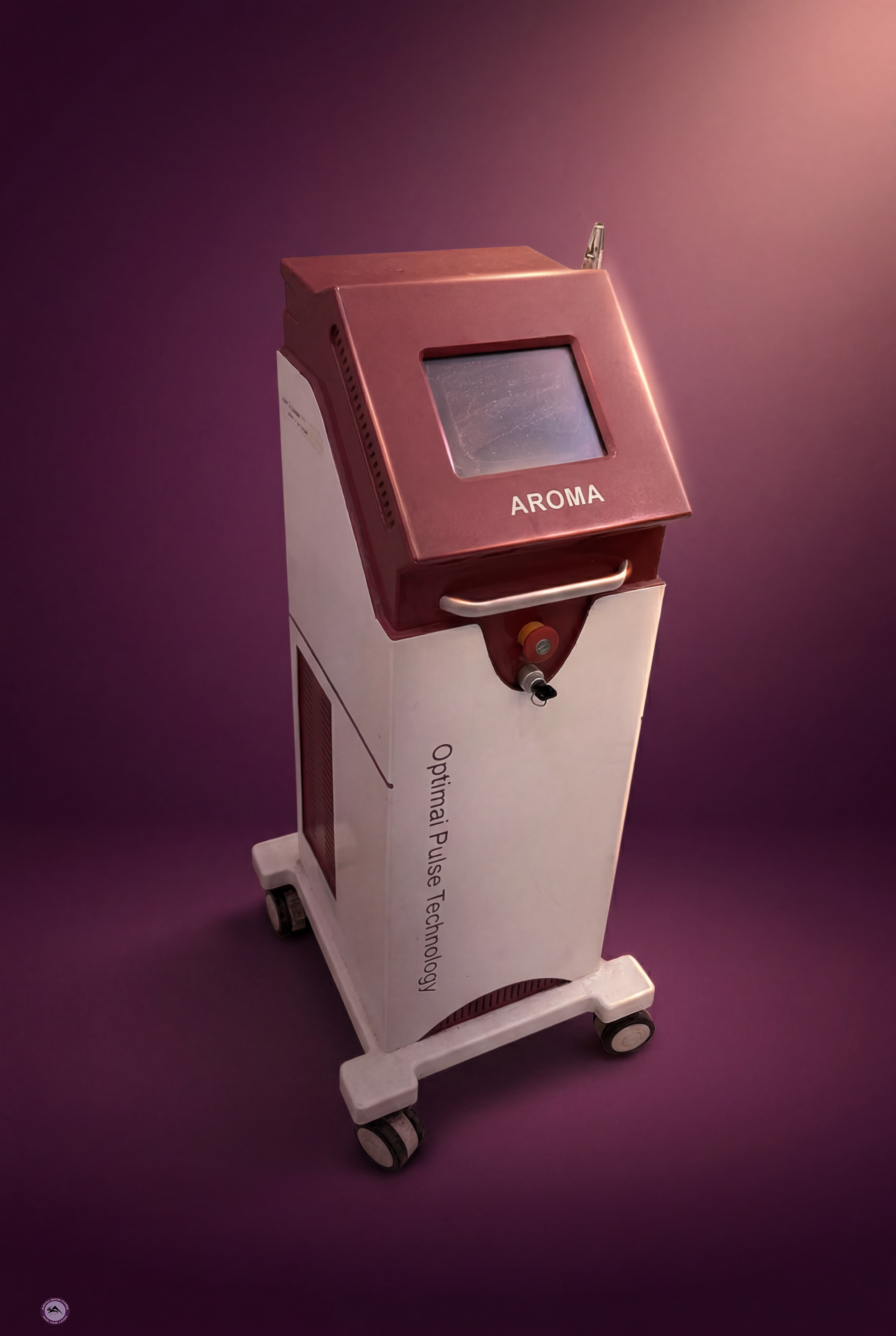 Professional skin treatment device at Ashu Skin Care